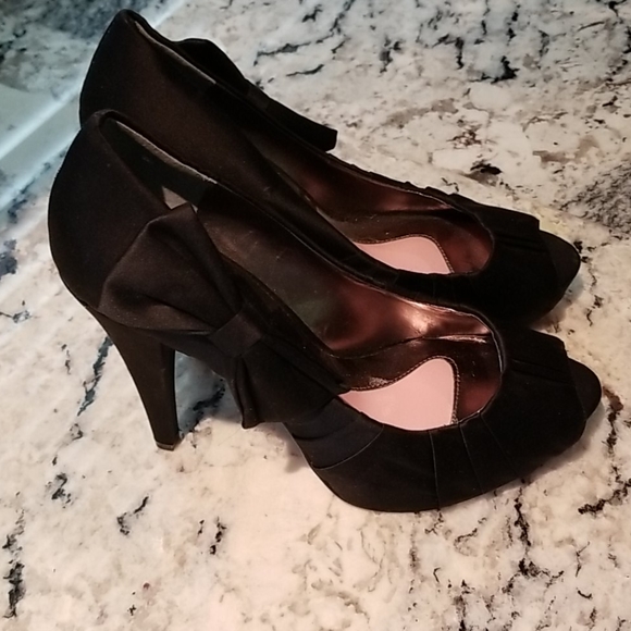 Parris Hilton black heels - Picture 3 of 4